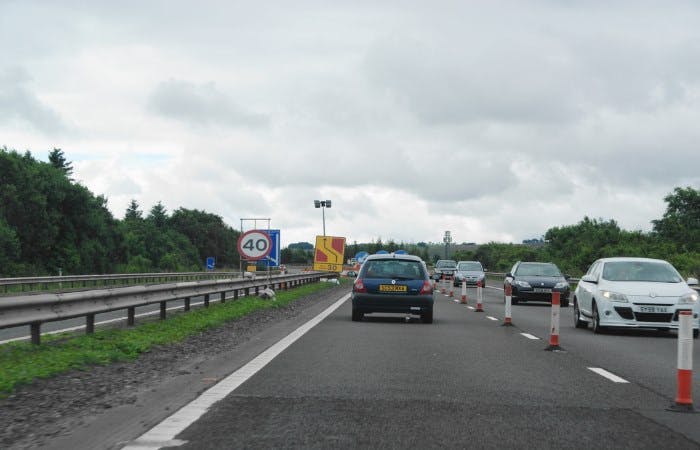 Contraflow system on motorways