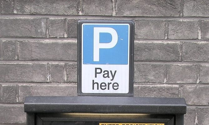 parking paypoint sign