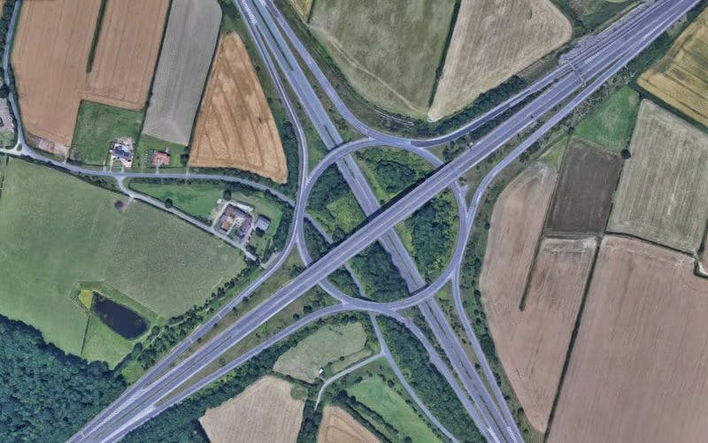Roundabout interchanges