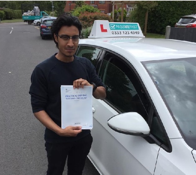 Pass photo of PassMeFast student Hamza - West Midlands
