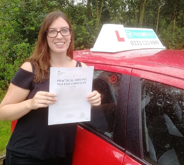 Pass photo of PassMeFast student Zoe - Essex