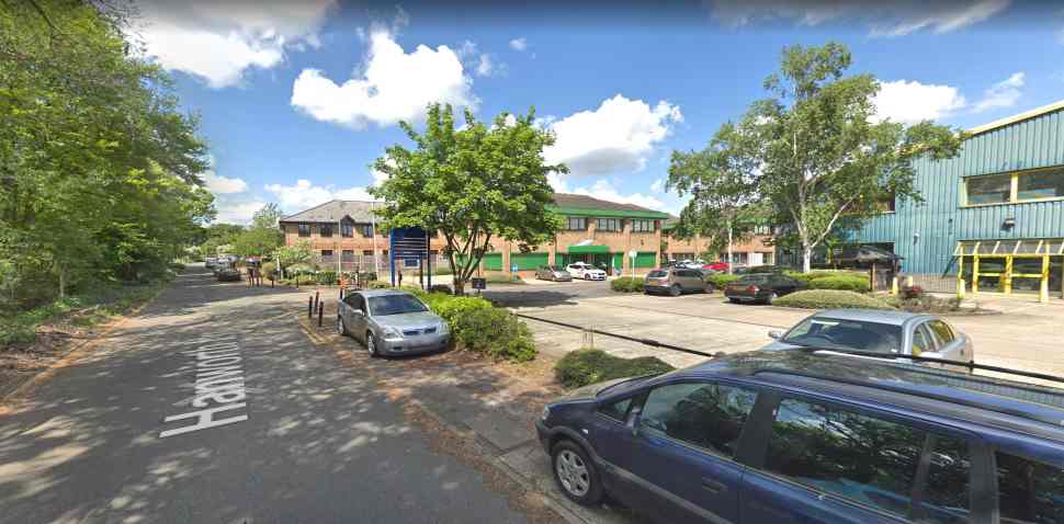 Chertsey Google Streetview Image Hanworth Lane