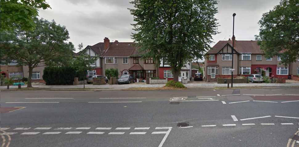 Greenford Whitton Ave Google Streetview Image T Junction