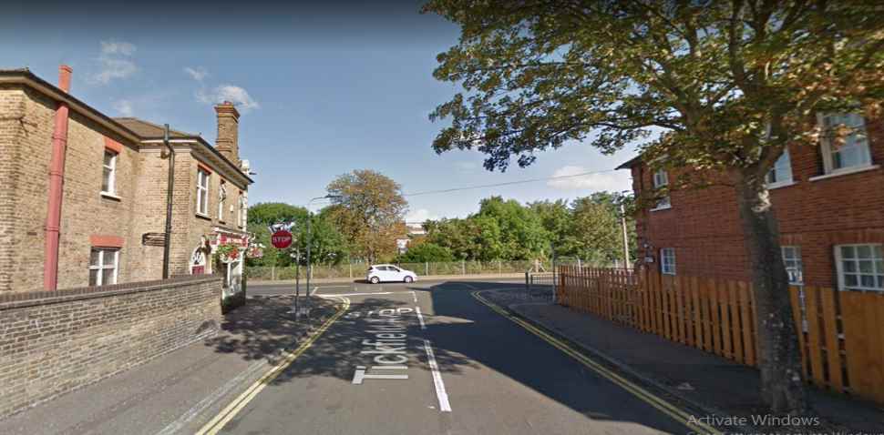 Southend-on-Sea Google Streetview Image Tickfield Avenue Junction