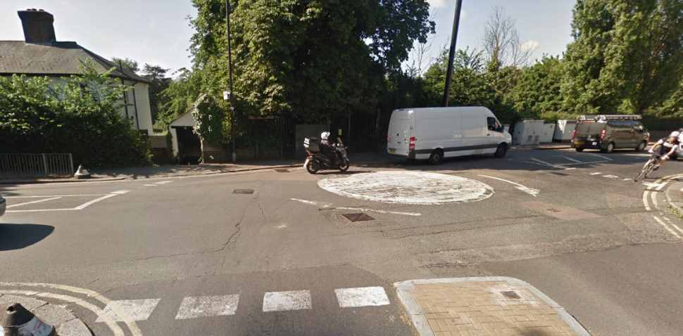 Tottenham Google Streetview Image Roundabout